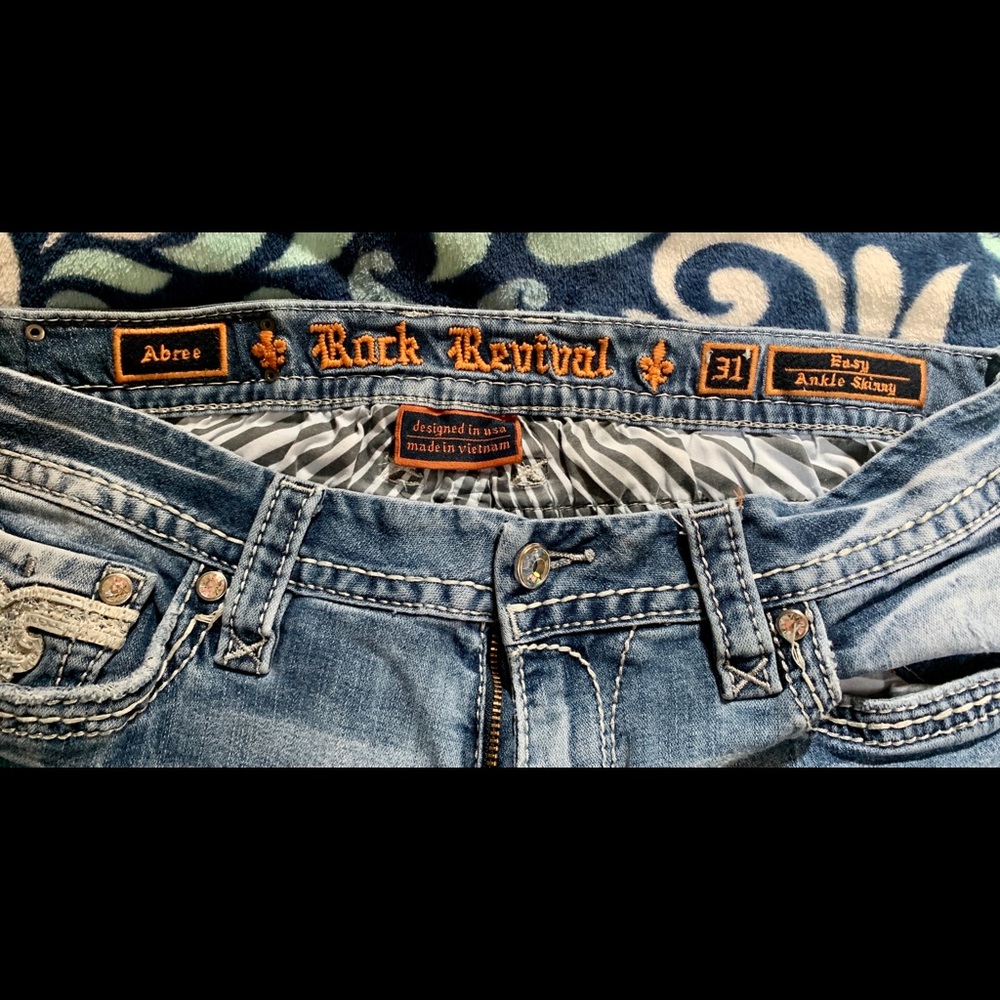 Rock revival easy ankle skinny jeans size 31x28